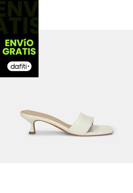 Sandalias Para Mujer Bata Fucsia Perrie Summer