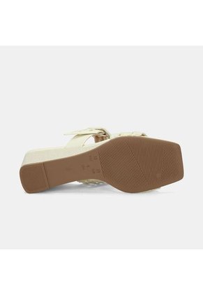 Sandalias Para Mujer Bata Multicolor Karo