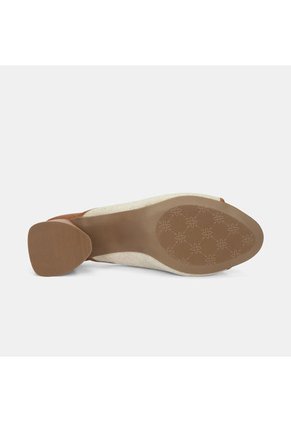 Sandalias Para Mujer Bata Almendra