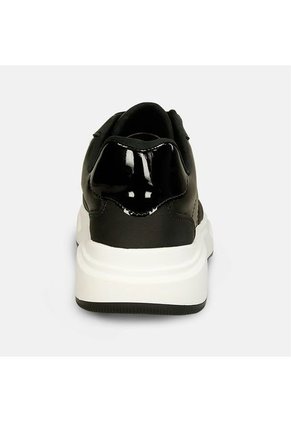 Tenis Casuales Negro Bata Jelly Mujer