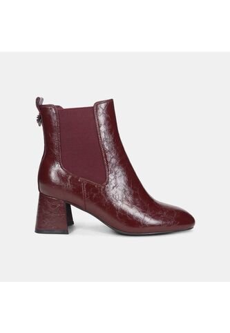 Bota Para Mujer Bata Fucsia Omana Bata