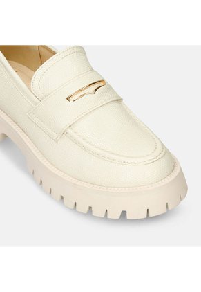 Mocasines Para Mujer Bata Negro Jazmine