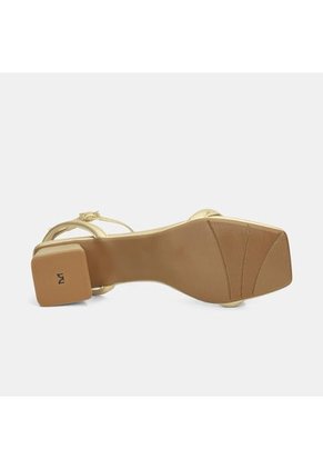 Sandalias Para Mujer Bata