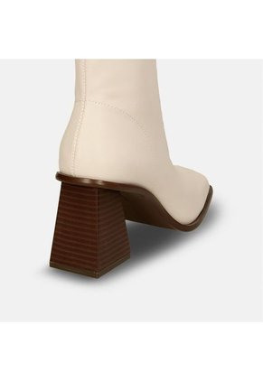 Botas Blanco Bata Jelly Oilo Mujer