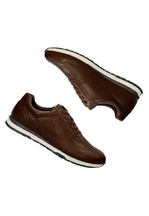 Tenis Para Hombre Bata Chocolate Jack Cor