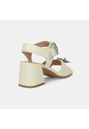 Sandalias Para Mujer Bata Negro Perrie Summer