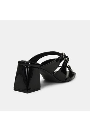 Sandalias Para Mujer Bata