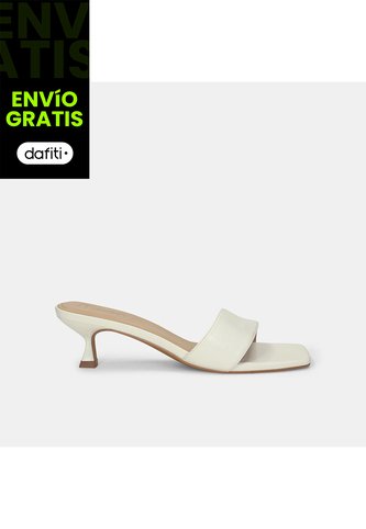 Sandalias Para Mujer Bata Fucsia Perrie Summer Bata