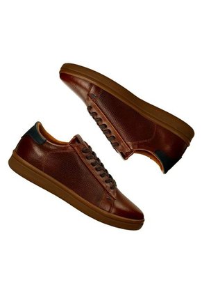 Zapatos Casuales Café Bata Gus Cor Hombre