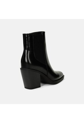 Botines Para Mujer Bata Multicolor Karin Bet