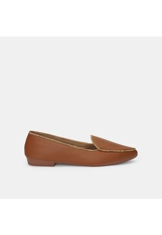 Baleta Para Mujer Bata Beige Gina'S Puntuda Bata