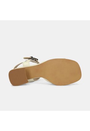 Sandalias Para Mujer Bata Negro Perrie Summer