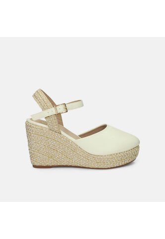 Sandalias Para Mujer Bata Multicolor Bata