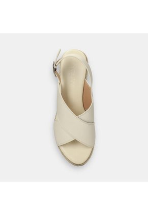 Sandalia Para Mujer Bata Café Claro Sarada