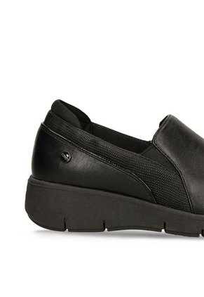Mocasines Para Mujer Bata Comfit Negro Ilai