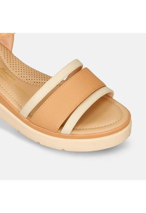 Sandalias Para Mujer Bata Comfit Camel Jilaria