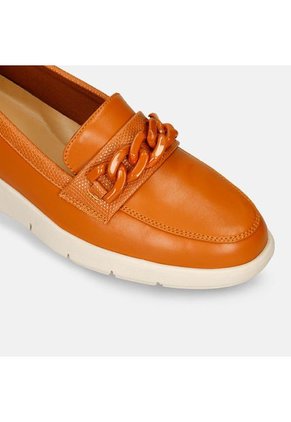 Mocasines Para Mujer Bata Comfit Camel Jina Fiona