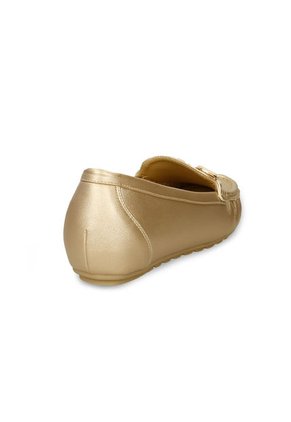 Mocasines Para Mujer Bata Comfit Champaña Irma