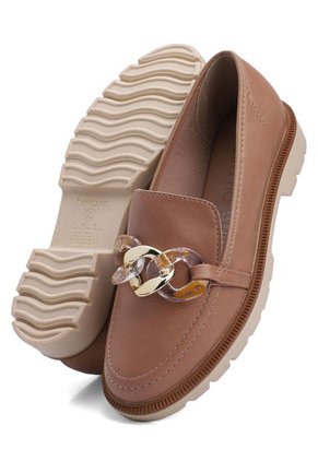 Mocasín Nude-Beige-Dorado Beira Rio