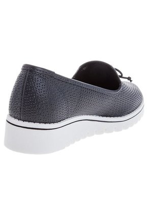 Mocasín Negro Beira Rio