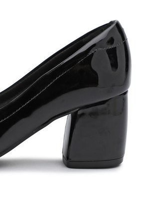 Tacón Medio Negro Beira Rio