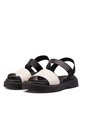 Sandalia Plana Elastico Negro-Blanco Beira Rio de Beira Rio