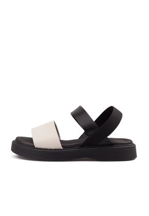 Sandalia Plana Elastico Negro-Blanco Beira Rio