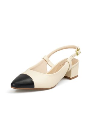 TACON BAJO CREMA NEGRO BEIRA RIO