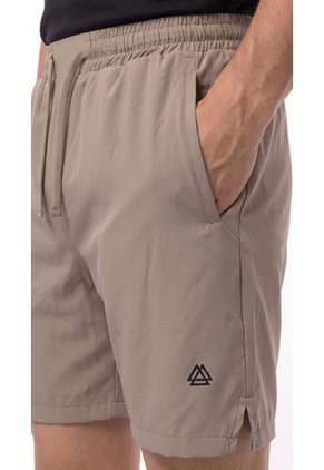 Pantaloneta Deportiva Taupe Para Hombre Con Ciclista Interno