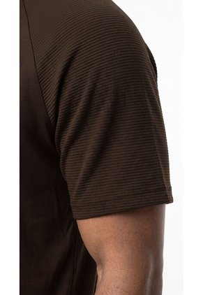 Camiseta Deportiva Café Manga Ranglan Para Hombre