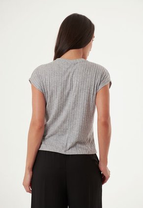 Camiseta Gris Con Cuello Redondo Para Mujer