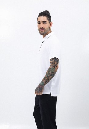 Camiseta Deportiva Tipo Polo Blanco Con Cierre Frontal Para Hombre Belife