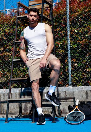 Pantaloneta Deportiva Café Con Ciclista Para Hombre