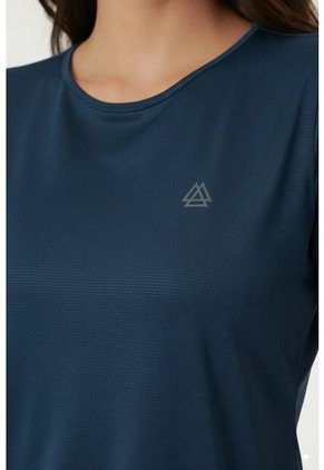 Camiseta Deportiva Azul Manga Corta