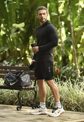 Pantaloneta Deportiva Negra Para Hombre