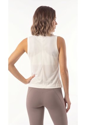 Camiseta Deportiva Ivory Con Aberturas Para Mujer