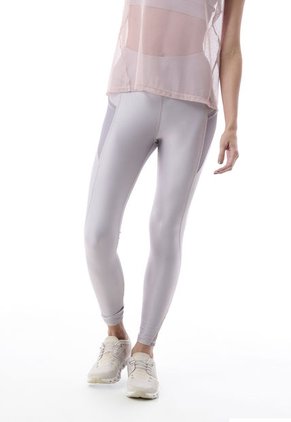 Leggins Con Cortes En Malla