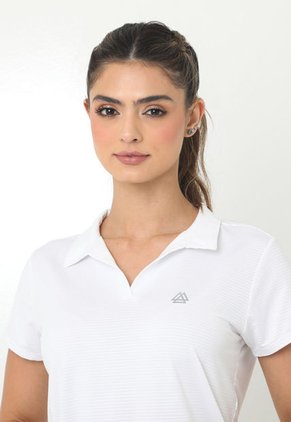 Camiseta Deportiva Blanca Tipo Polo Y Cuello Camisero Para Mujer Belife.