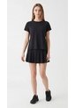 Camiseta Deportiva Negra Con Espalda Cruzada Para Mujer de Belife