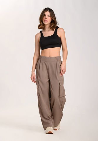 Top Negro Con Escote Cuadrado Belife