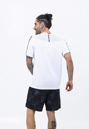 Camiseta Deportiva Blanco Óptico Manga Corta Detalles Reflectivos Belife