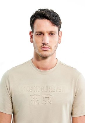 Camiseta Manga Corta