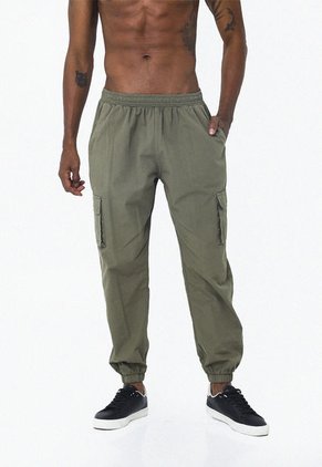 Pantalón Verde Con Bolsillos Laterales Para Hombre Belife