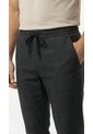 Pantalón Negro Jaspeado Para Hombre de Belife