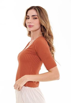 Blusa Con Escote Cuadrado Y Manga 3/4