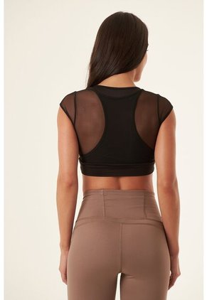 Camiseta Deportiva Manga Corta Negra Con Malla