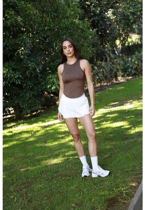 Camiseta Deportiva Manga Sisa Café Para Mujer