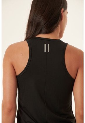 Camiseta Deportiva Manga Sisa Negra Para Mujer