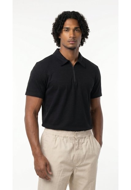 Polo Negro Para Hombre Con Cierre Funcional