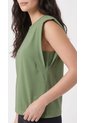 Camiseta Verde Manga Sisa Amplia Para Mujer de Belife